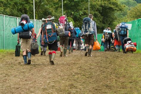 how much does glastonbury cost