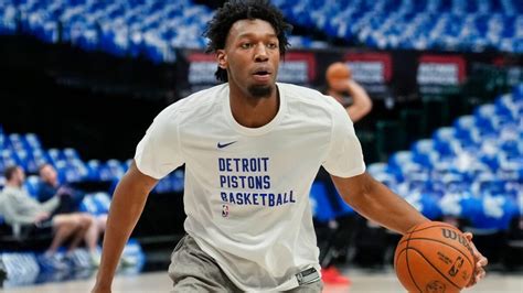 How Much Does James Wiseman Make A Year