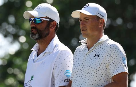 how much does jordan spieth's caddy make