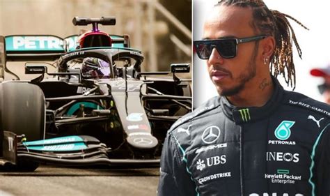 how much does lewis hamilton get paid