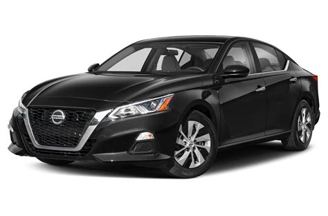 how much is a nissan altima 2020 worth