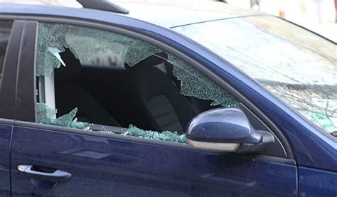how much is it to fix a broken window car