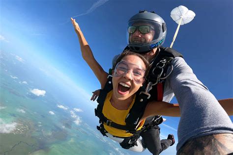 how much is it to skydive in key west