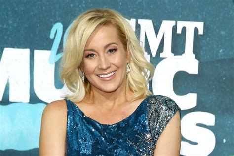 how much is kellie pickler worth today