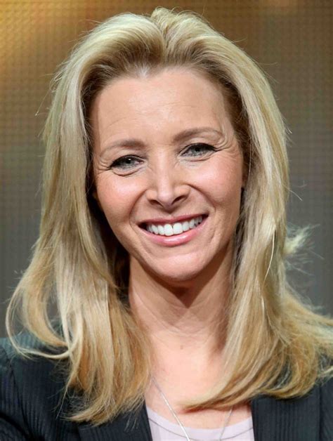 how much is lisa kudrow worth today