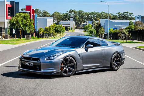 how much is nissan gtr r35