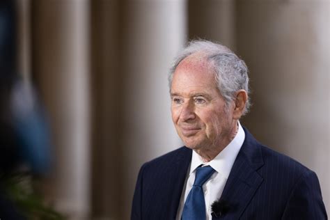 how much of blackstone does schwarzman own