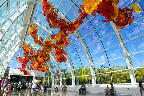 how much time to spend at chihuly garden and glass