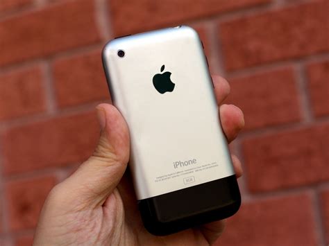 how much was the first iphone worth