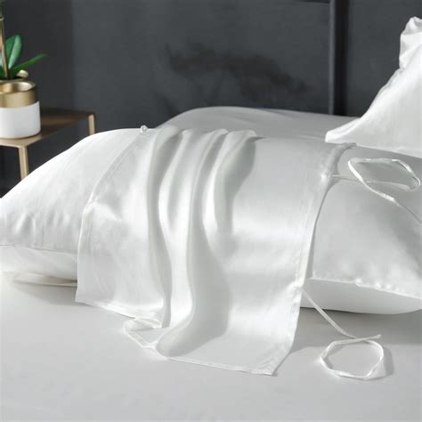 How Often Should You Replace Your Silk Pillowcase