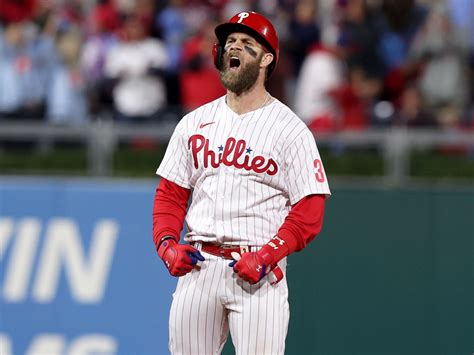 how old is bryce harper of the phillies