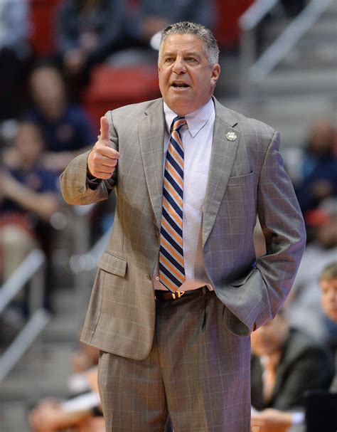 how old is coach bruce pearl