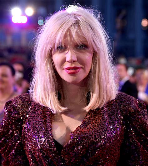 how old is courtney love