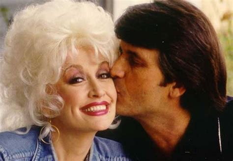 how old is dolly parton husband carl dean