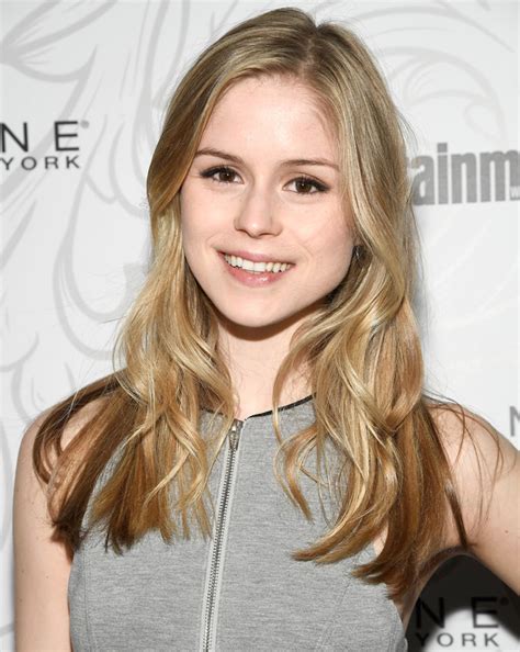 how old is erin moriarty