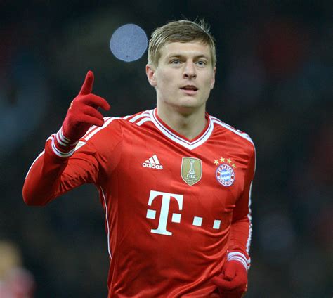 how old is kroos