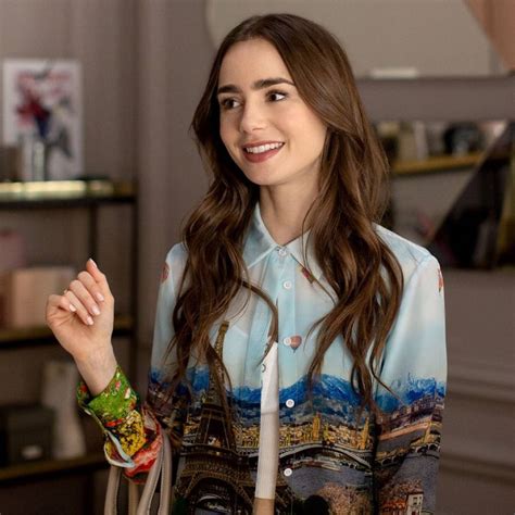 how old is lily collins of emily in paris