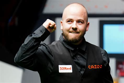 how old is luca brecel