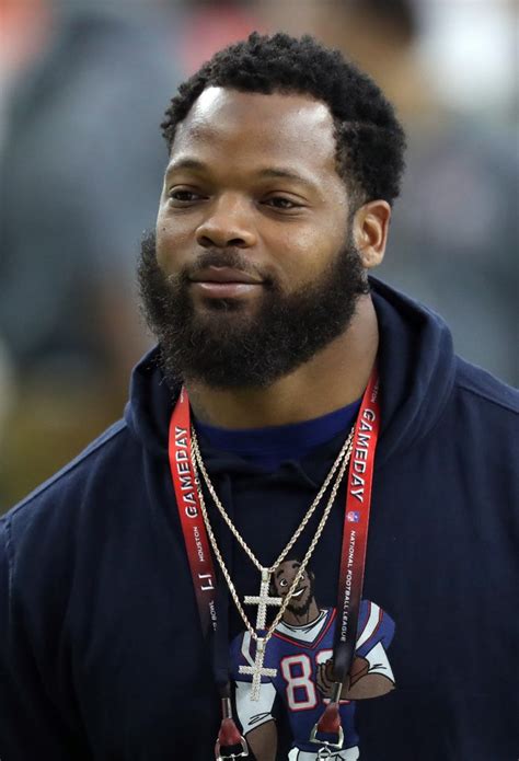 how old is michael bennett