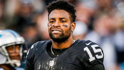 how old is michael crabtree