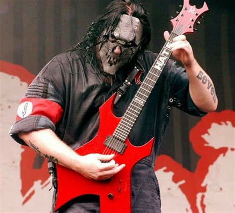 how old is mick thomson