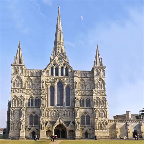 how old is salisbury cathedral