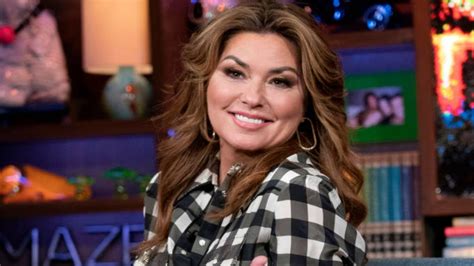 how old is shania twain today