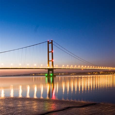 how old is the humber bridge