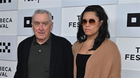 how old is tiffany chen and robert de niro