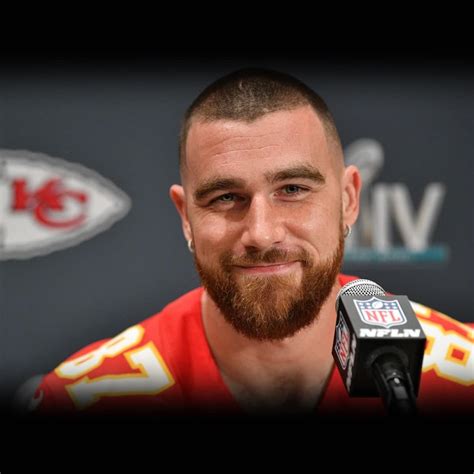 how old is travis kelce today