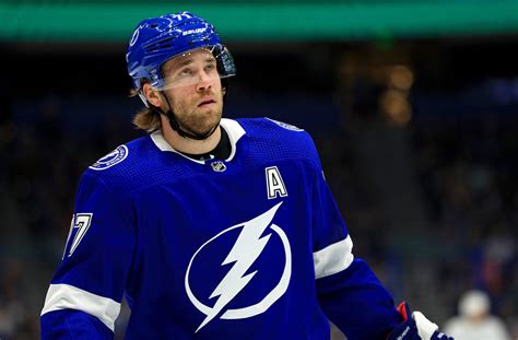 how old is victor hedman
