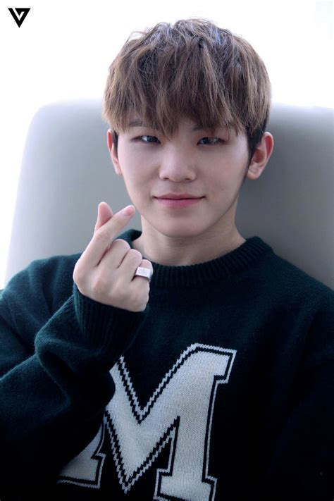 how old is woozi from seventeen