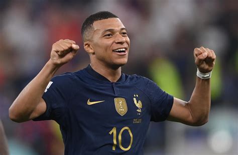 how old kylian mbappe