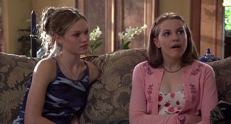 how old was julia stiles in 10 things