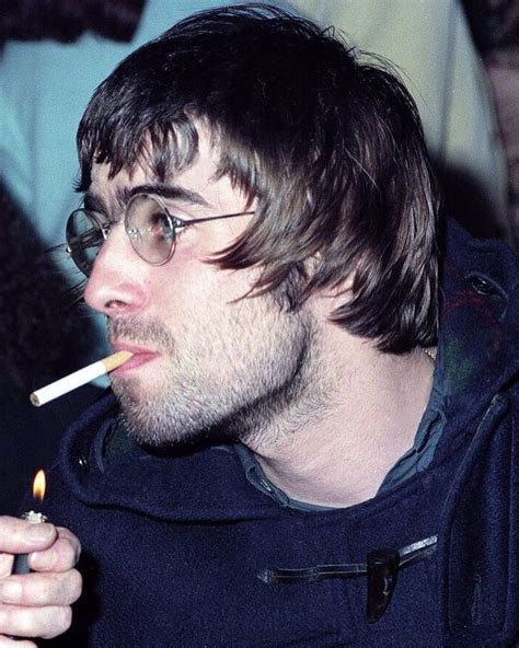 how old was liam gallagher when oasis formed