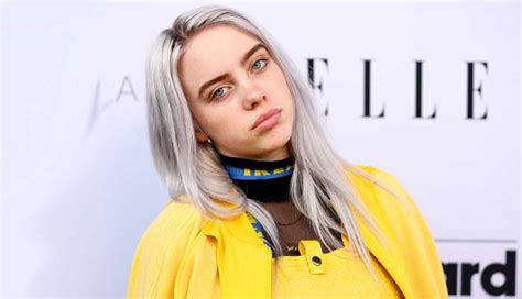 how tall is billie eilish 2023