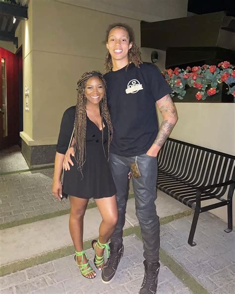 how tall is brittney griner wife