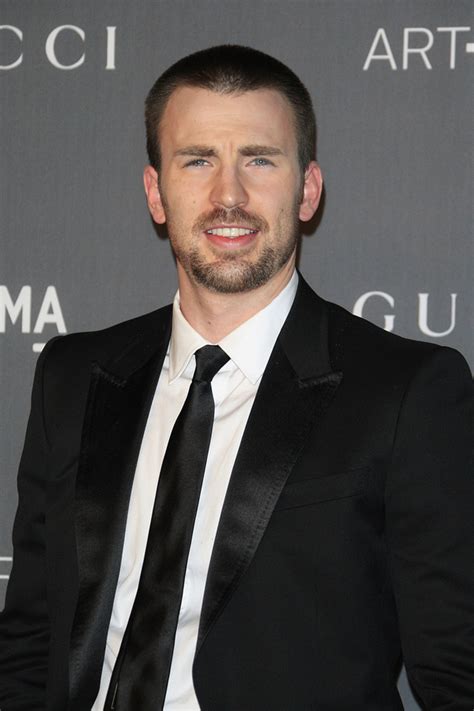 how tall is chris evans