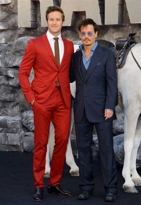 how tall is johnny depp in feet