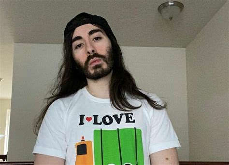 how tall is penguinz0