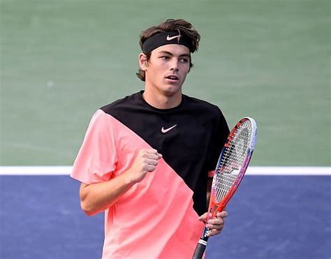 how tall is tennis player taylor fritz