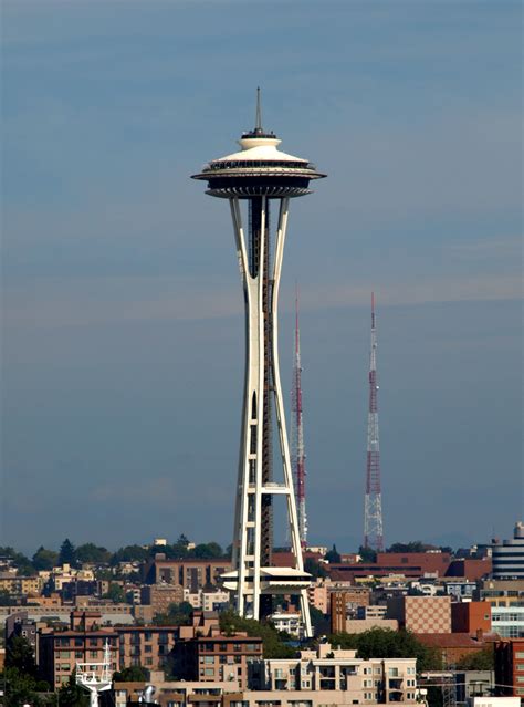 how tall is the space needle feet