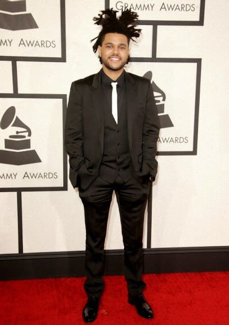 how tall is the weeknd in feet