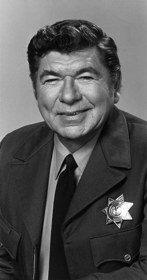 how tall was claude akins