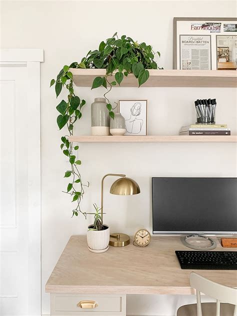 how thin can a floating shelf be