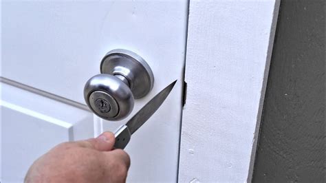 how to a locked door
