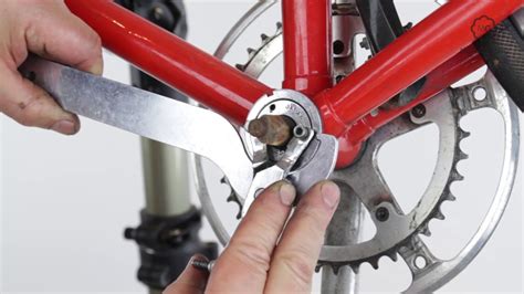 How To Adjust Bottom Bracket