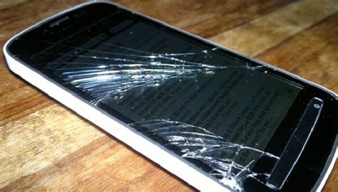 how to answer android with broken screen
