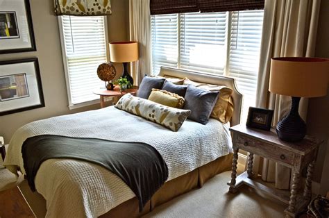How To Arrange A Bed In A Small Bedroom