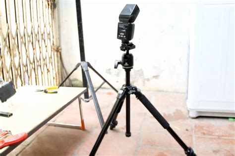 How To Attach Flash To Tripod